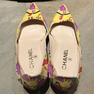 Yellow satin Chanel shoes made in italy size 36